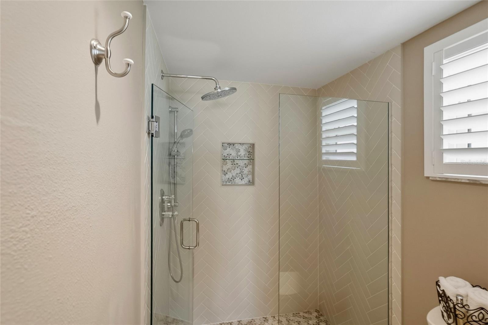 Image 22 of 40 For 4242 Madeira Court 3315