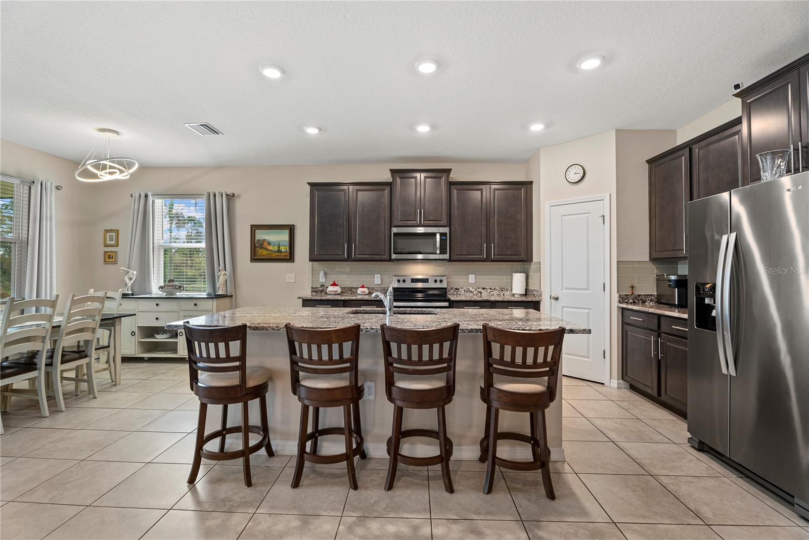 Image 19 of 41 For 16478 Woodside Glen