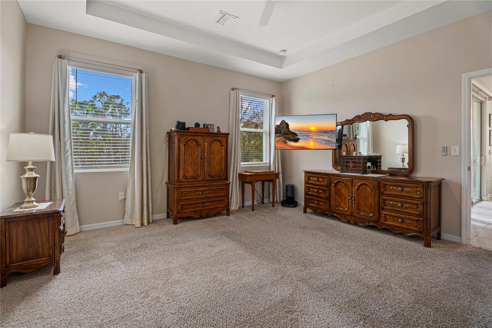 Image 23 of 41 For 16478 Woodside Glen