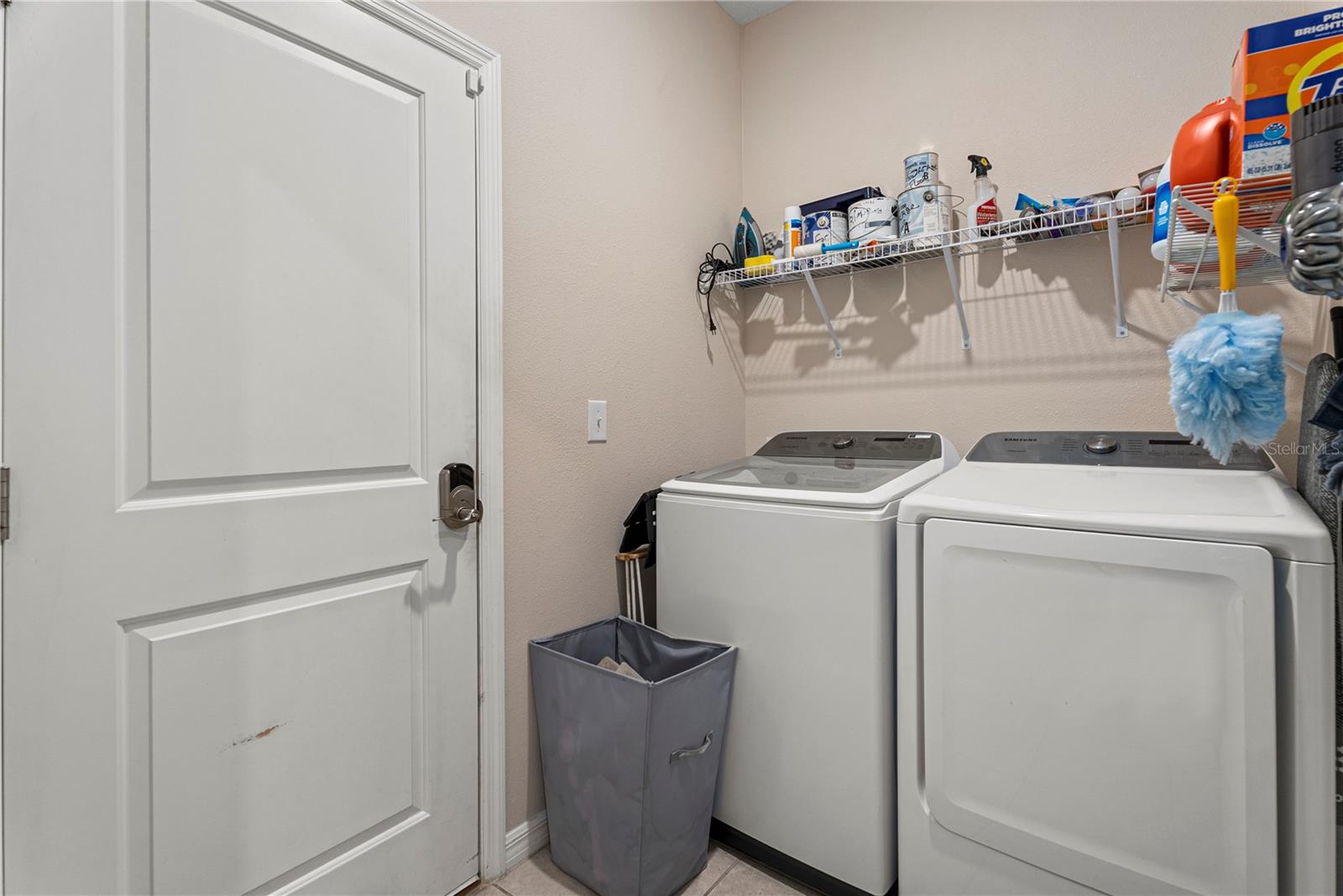 Image 34 of 41 For 16478 Woodside Glen