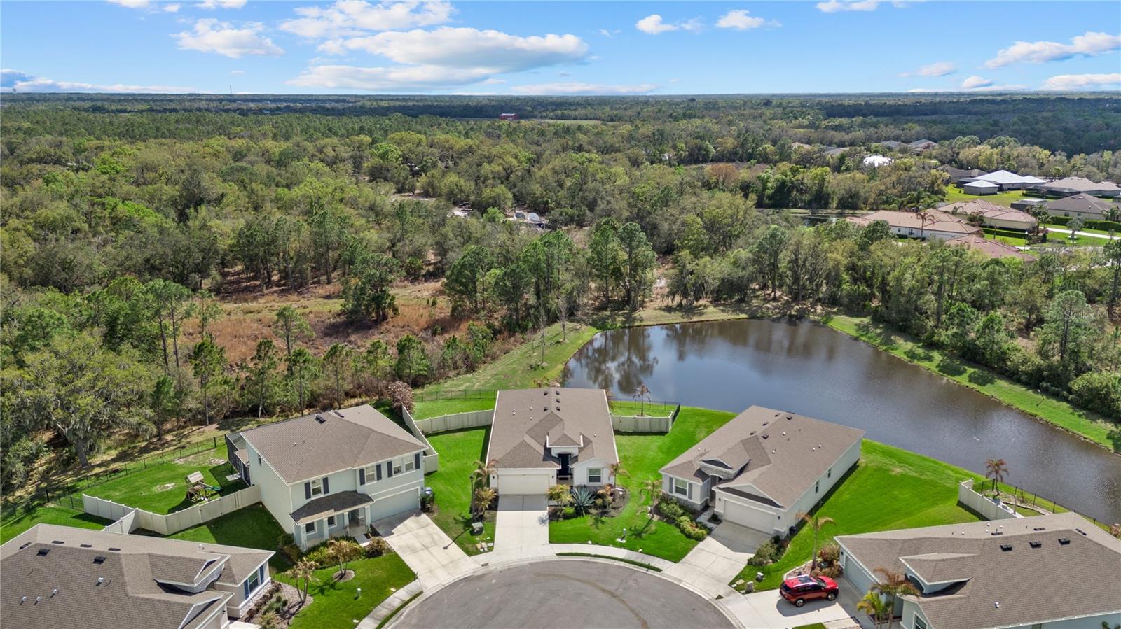 Image 37 of 41 For 16478 Woodside Glen