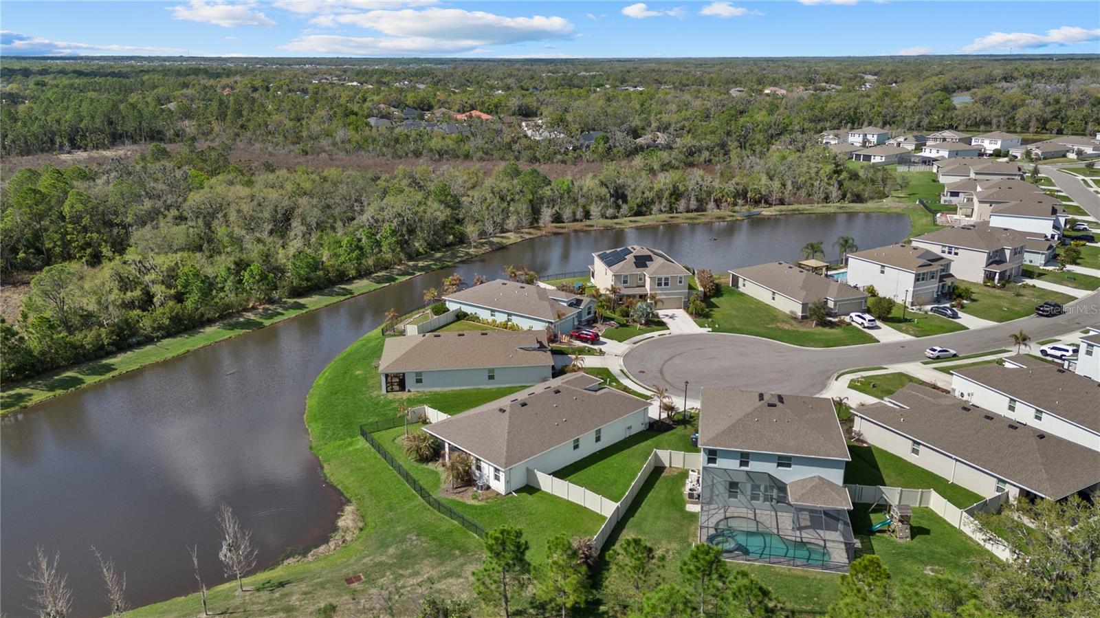 Image 39 of 41 For 16478 Woodside Glen