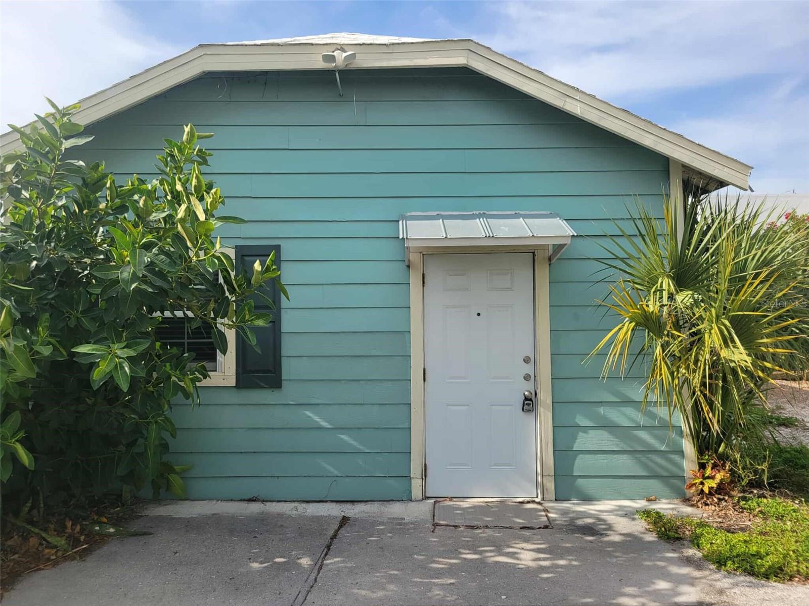 Details for 1759 Fruitville Road Garage, SARASOTA, FL 34236