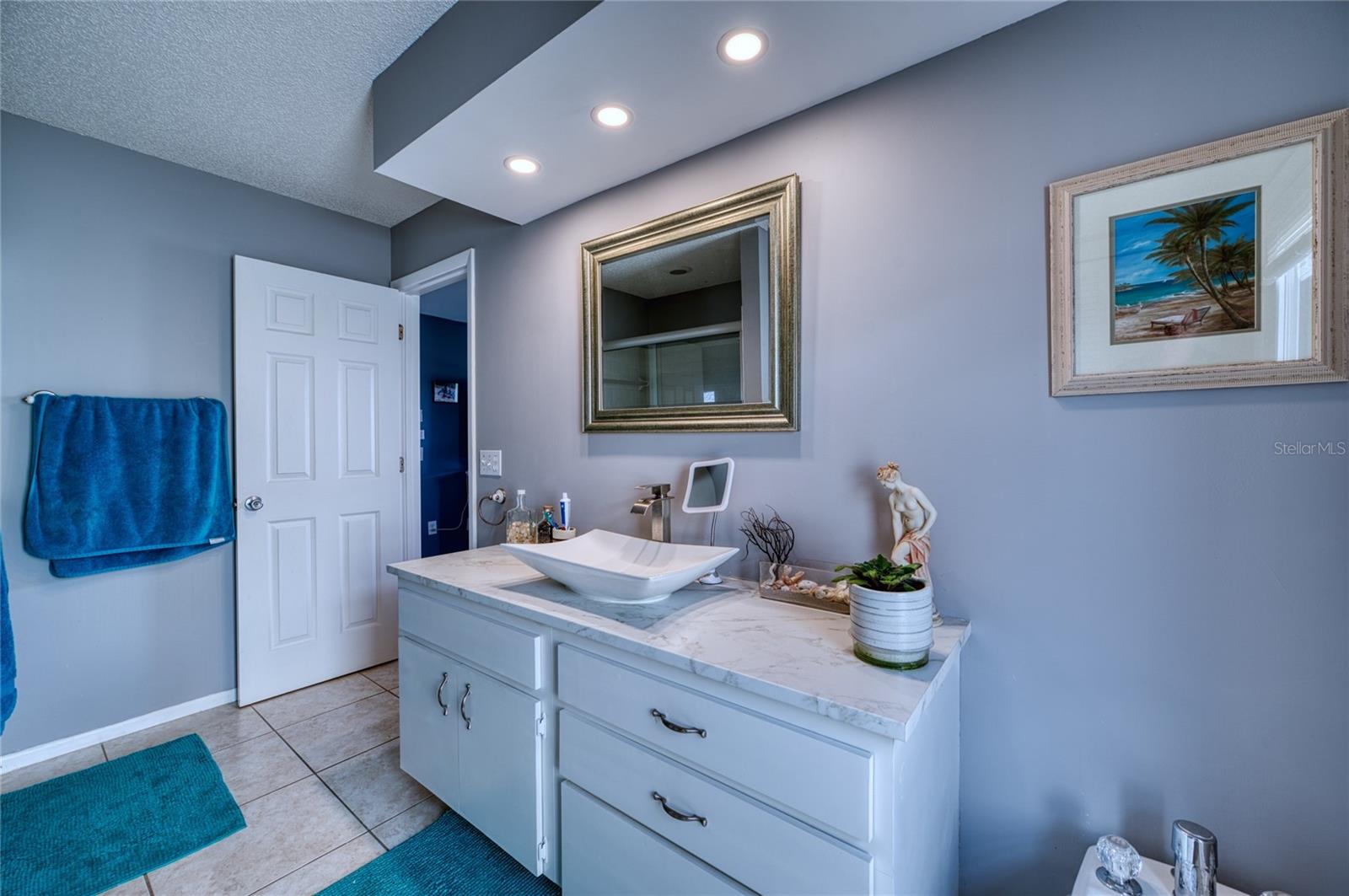 Image 11 of 37 For 76 Sandstone Circle