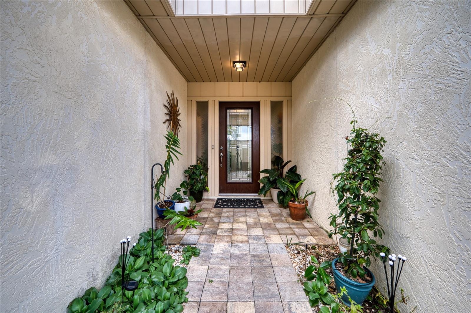 Image 26 of 37 For 76 Sandstone Circle