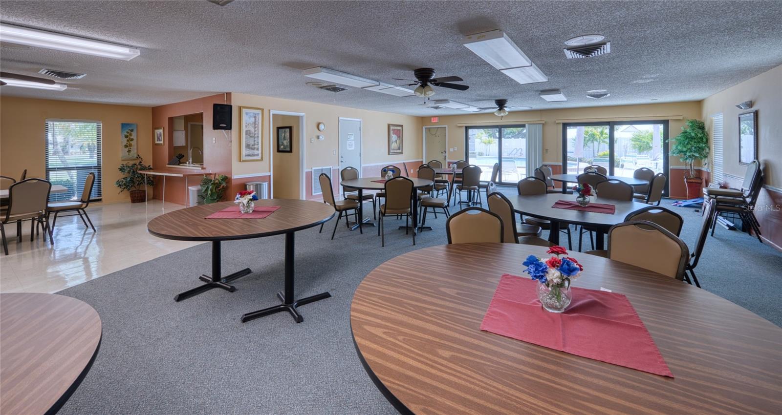 Image 27 of 37 For 76 Sandstone Circle