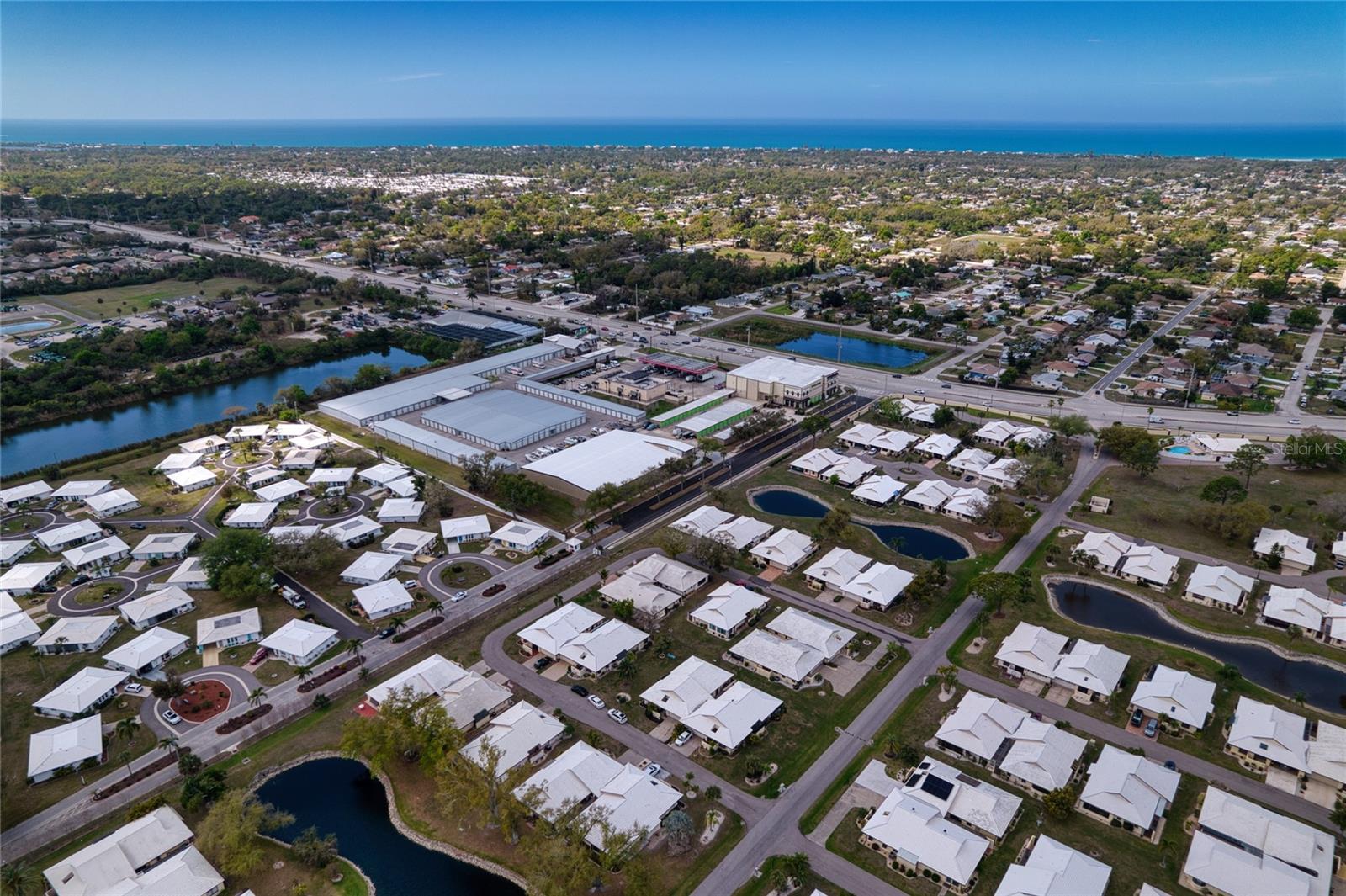 Image 35 of 37 For 76 Sandstone Circle