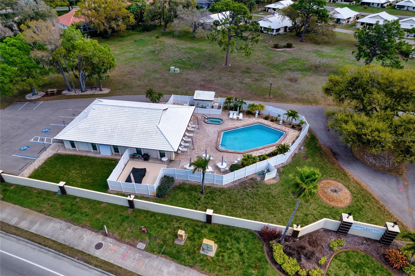 Image 36 of 37 For 76 Sandstone Circle