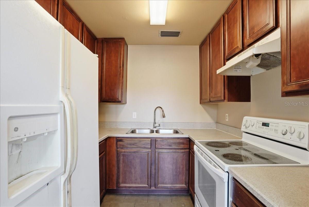 Image 10 of 22 For 4800 Rilma Avenue 145