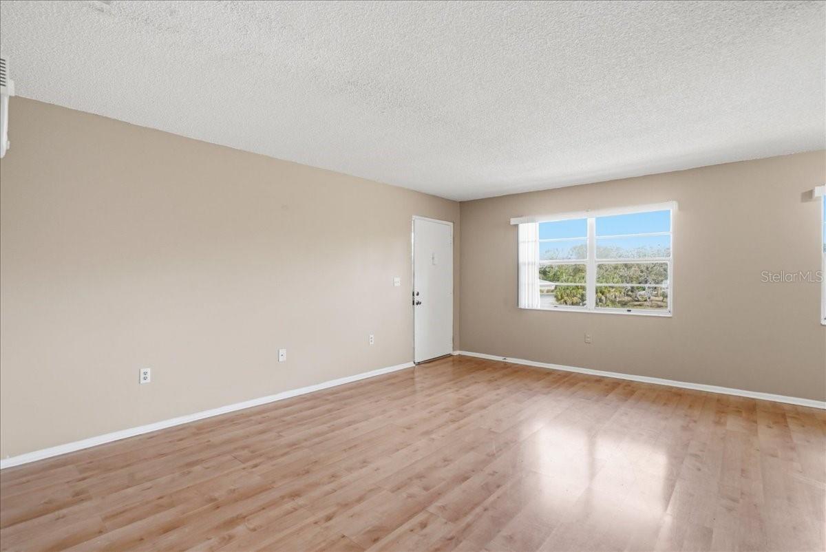 Image 11 of 22 For 4800 Rilma Avenue 145