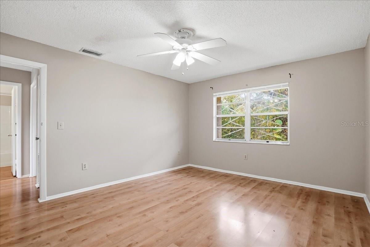 Image 17 of 22 For 4800 Rilma Avenue 145