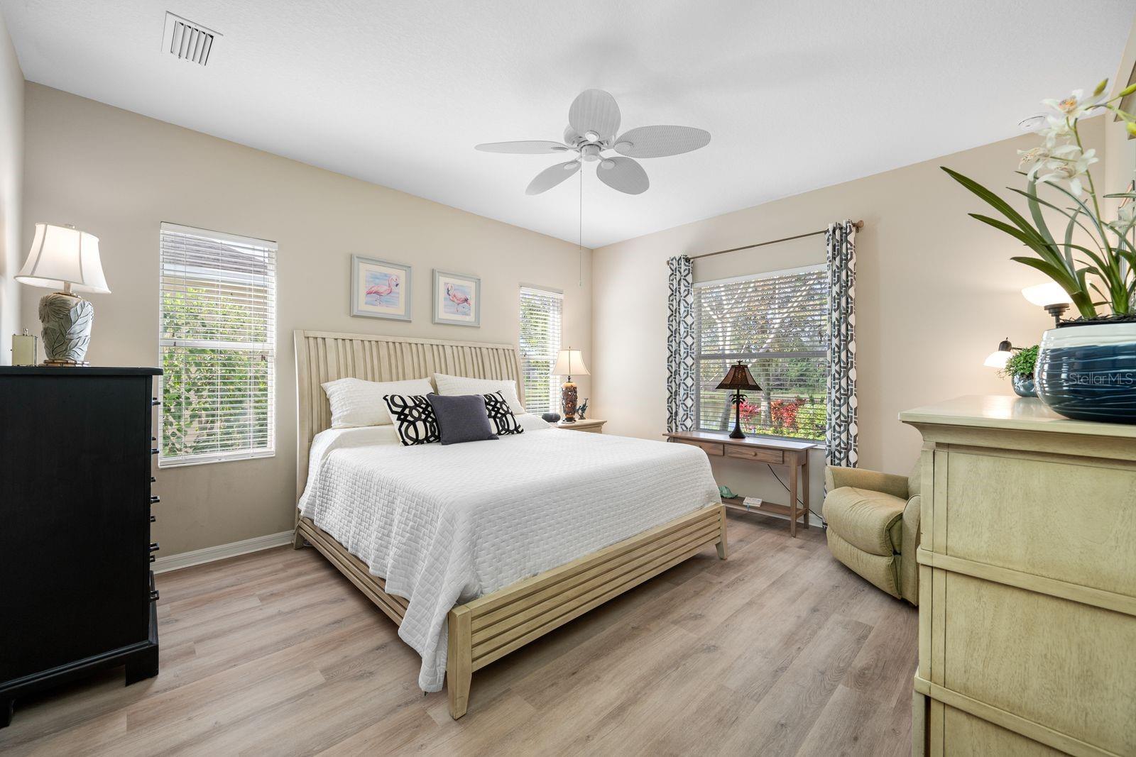 Image 34 of 67 For 1549 Westover Avenue