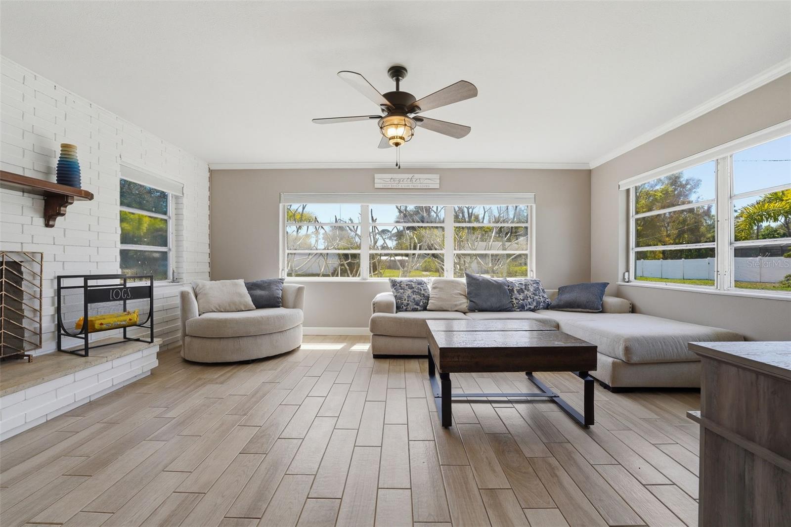 Image 10 of 40 For 2400 Pine Court