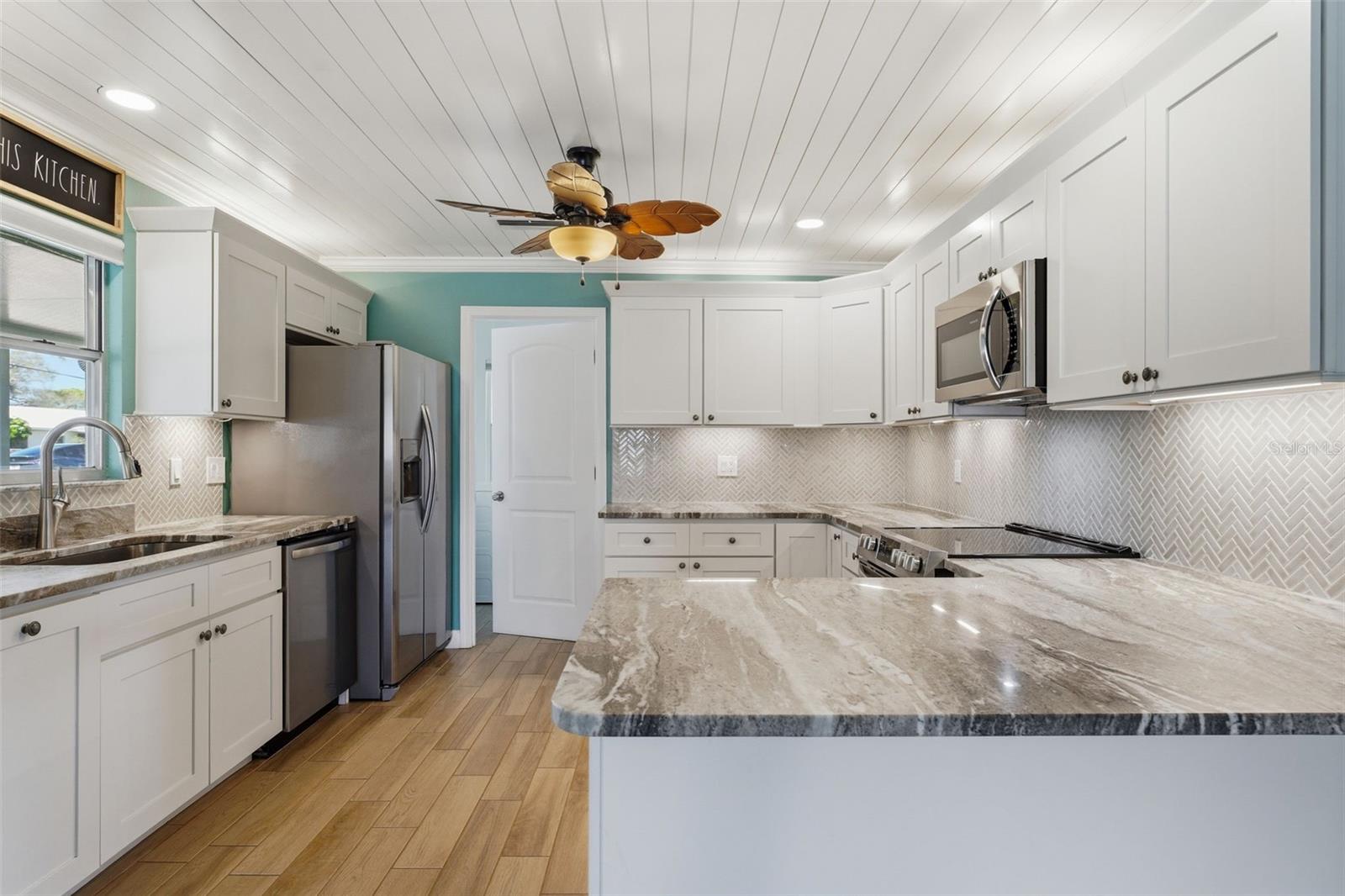 Image 13 of 40 For 2400 Pine Court