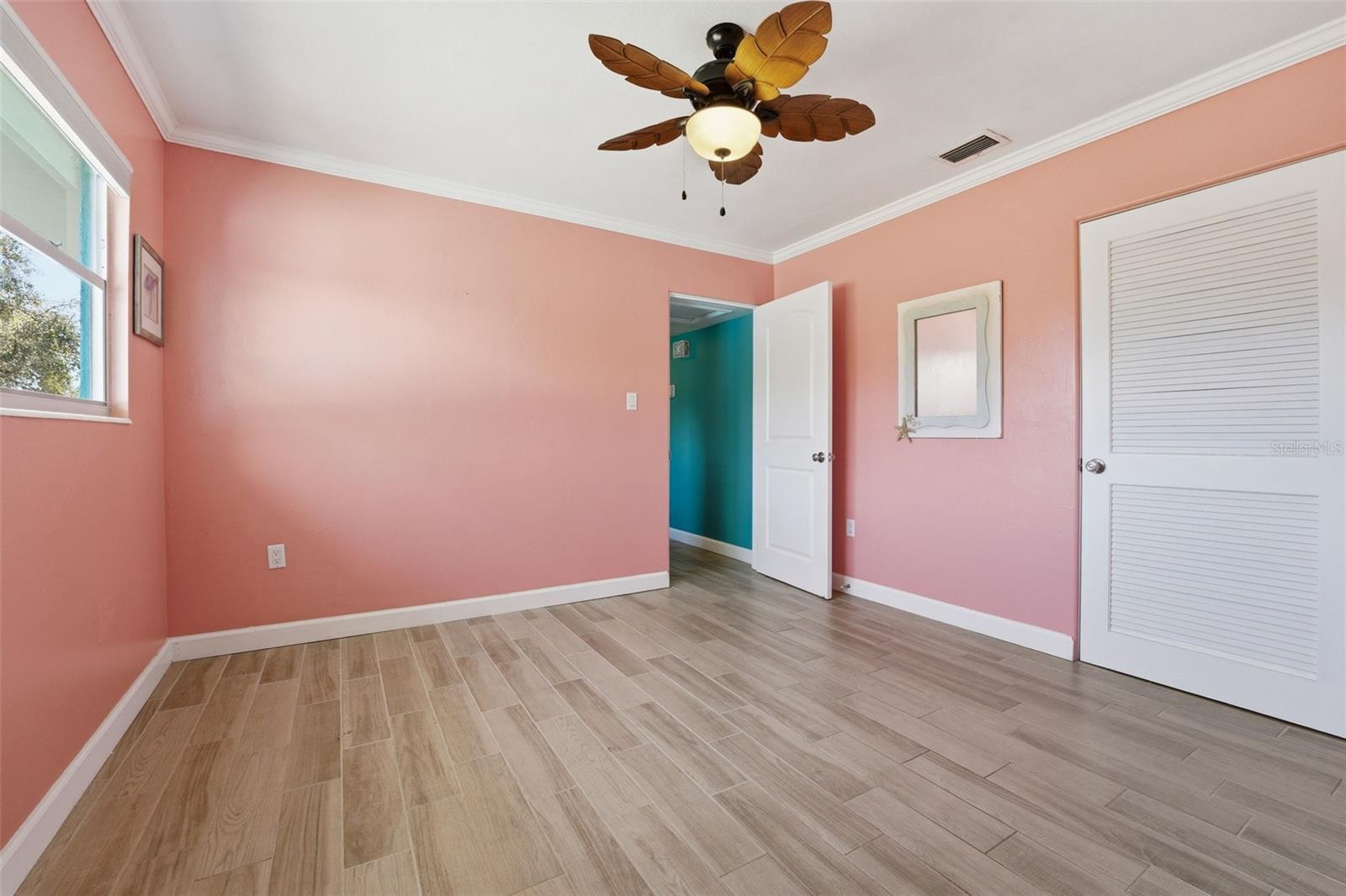 Image 21 of 40 For 2400 Pine Court