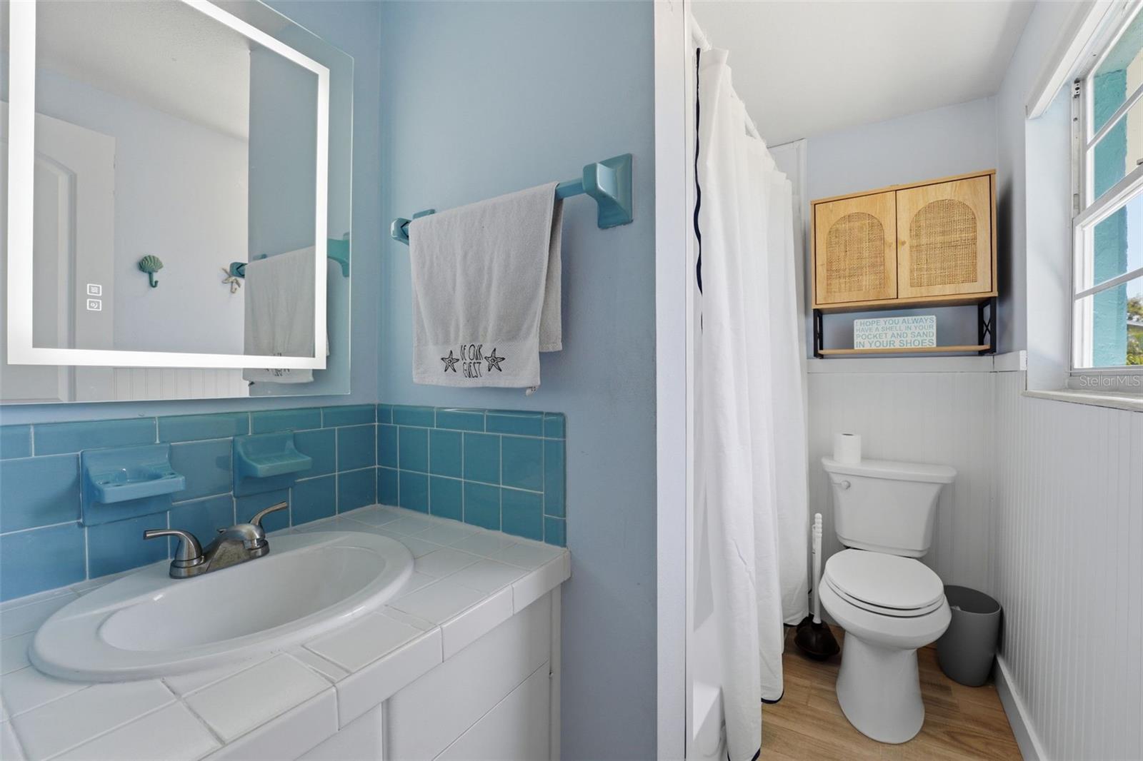 Image 22 of 40 For 2400 Pine Court