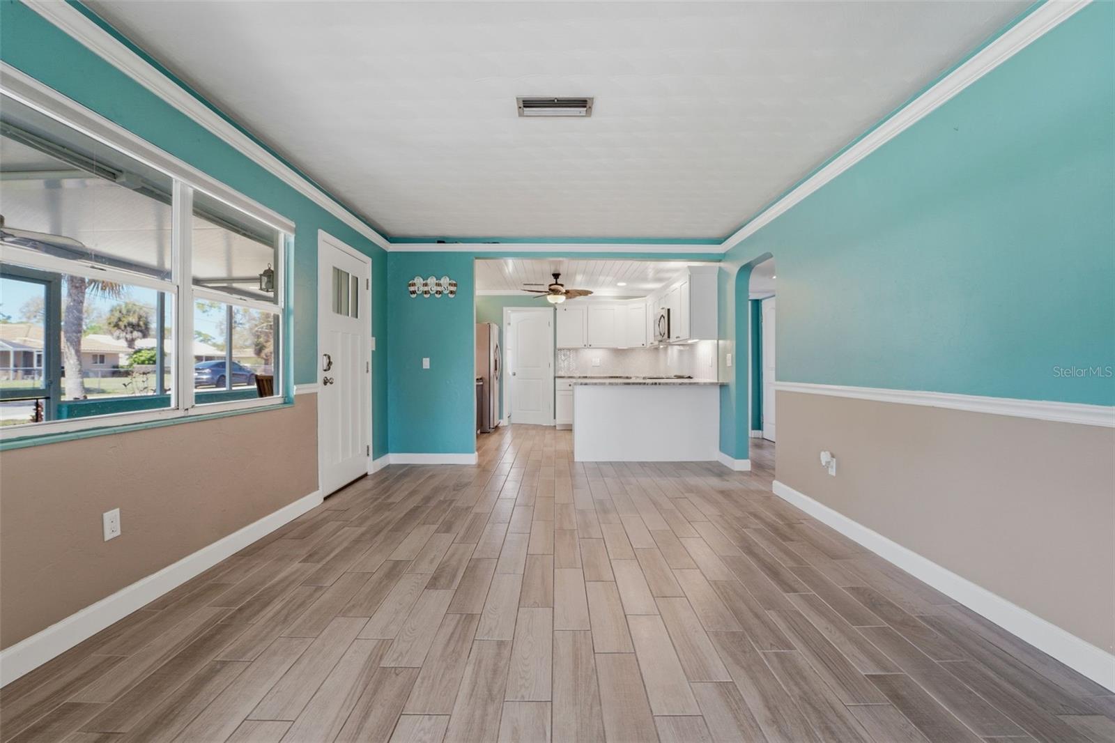 Image 9 of 40 For 2400 Pine Court