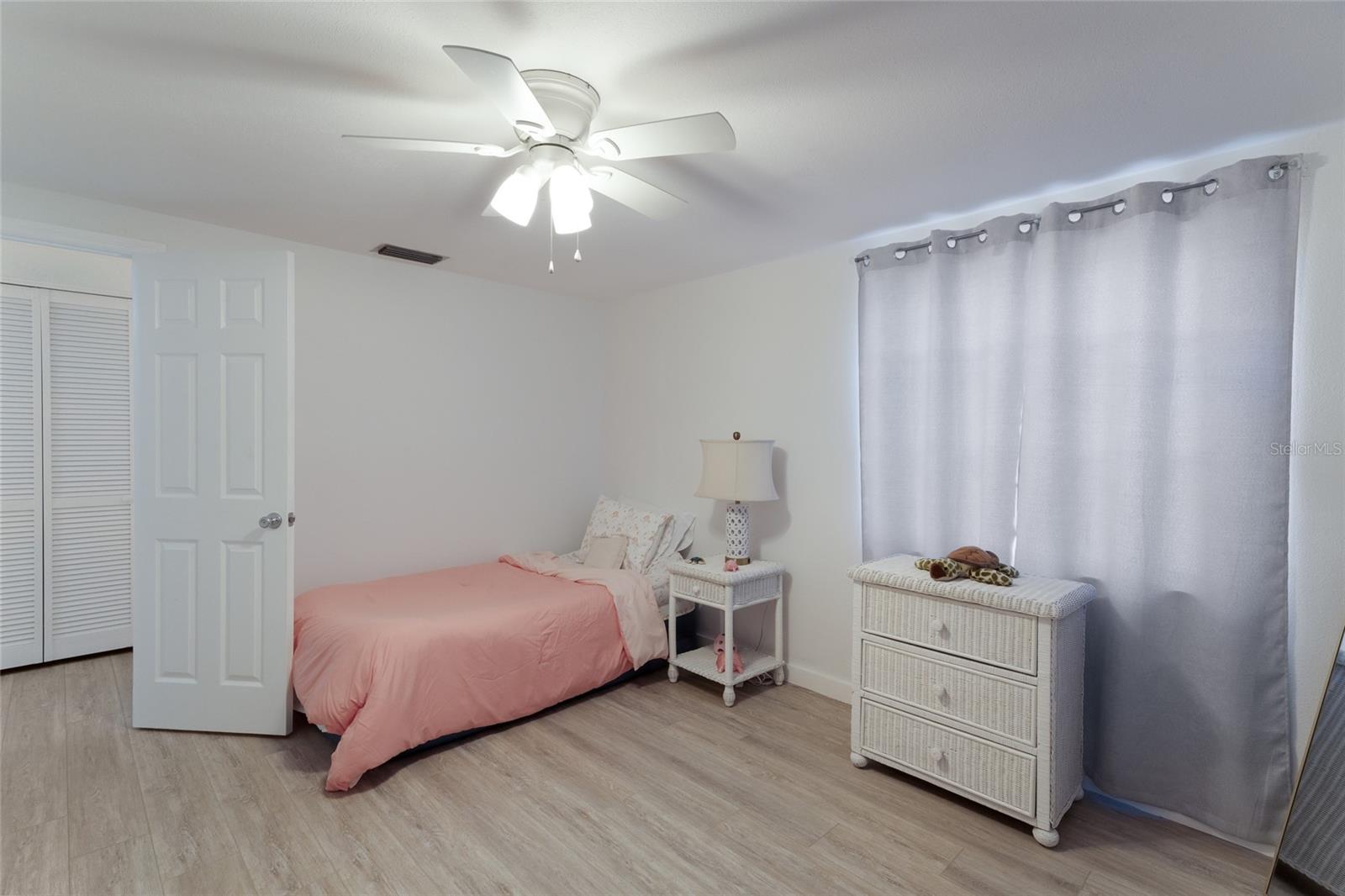 Image 11 of 31 For 309 57th Street