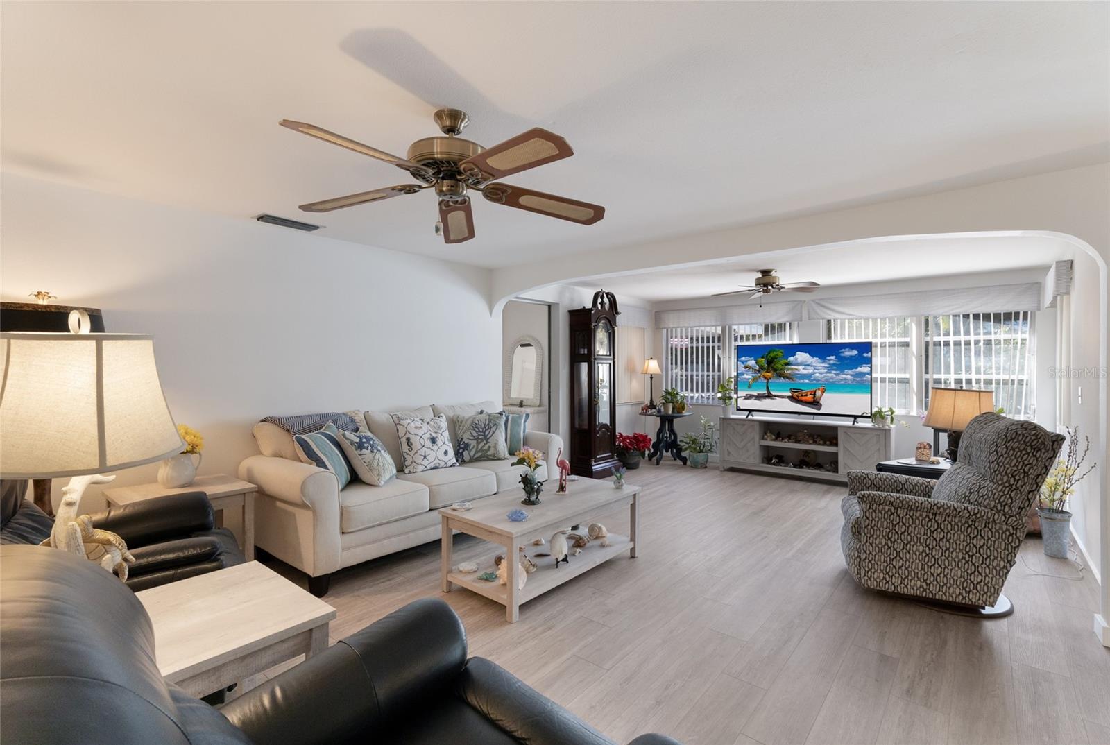 Image 4 of 31 For 309 57th Street