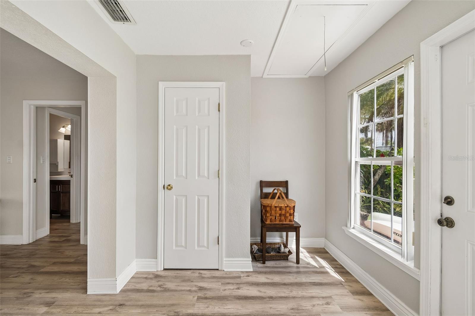 Image 29 of 62 For 6026 Lilli Way