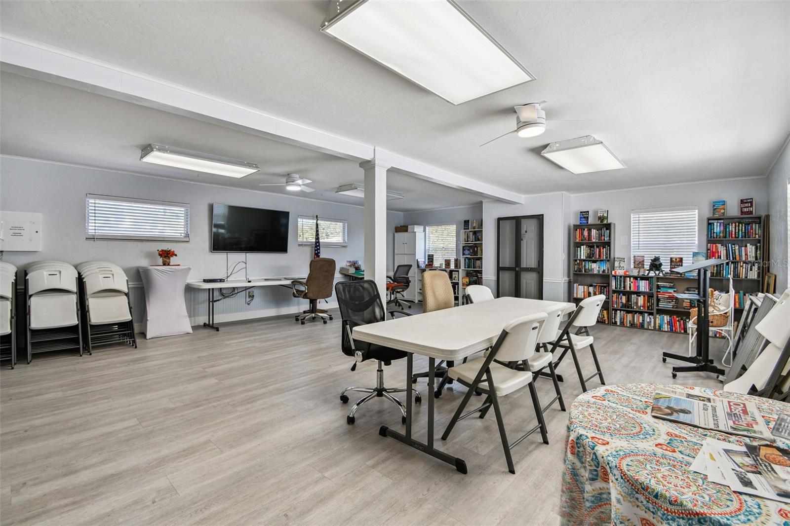 Image 35 of 62 For 6026 Lilli Way