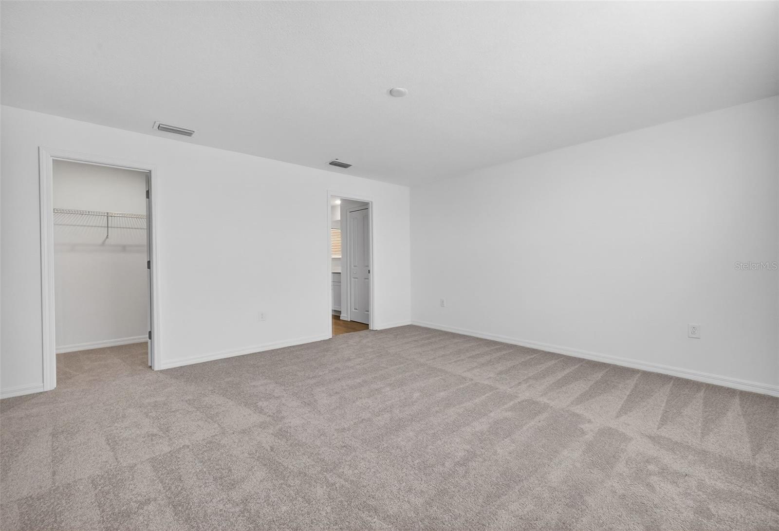 Image 15 of 41 For 11393 Willowleaf Boulevard