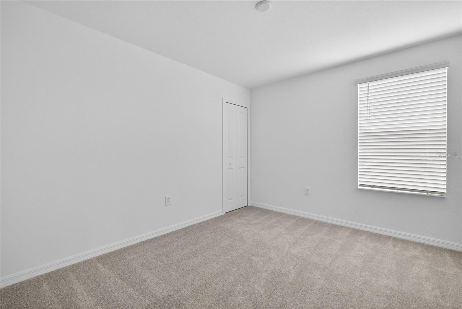 Image 18 of 41 For 11393 Willowleaf Boulevard