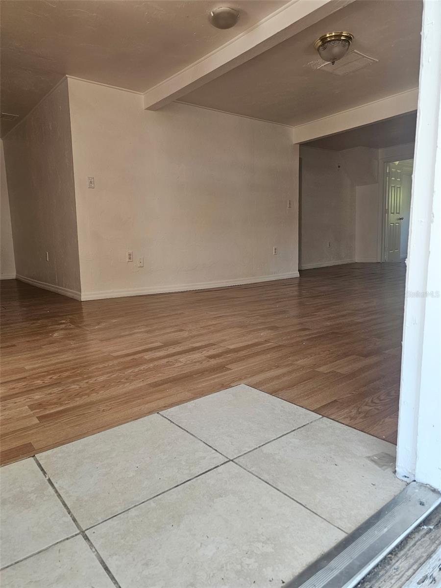 Image 10 of 13 For 1529 23rd Street