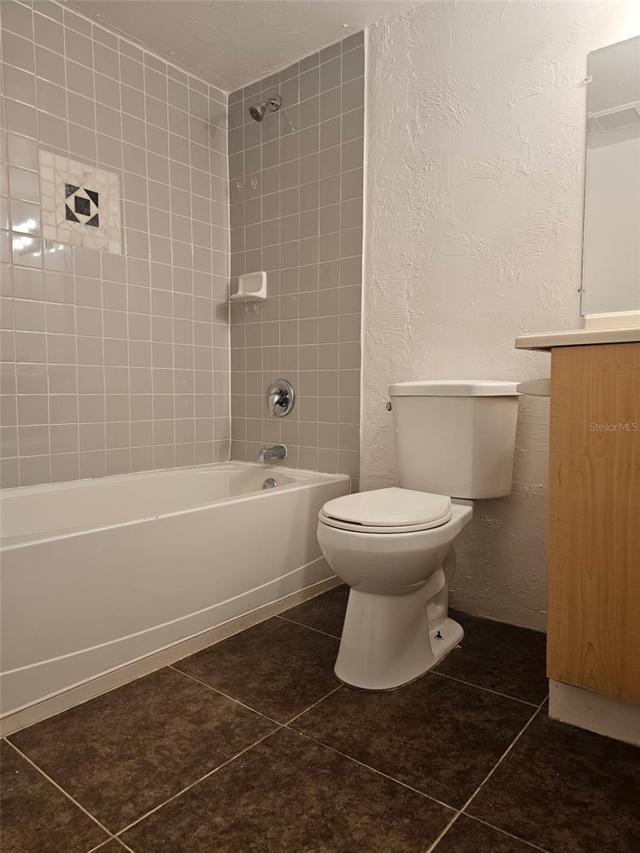 Image 4 of 13 For 1529 23rd Street