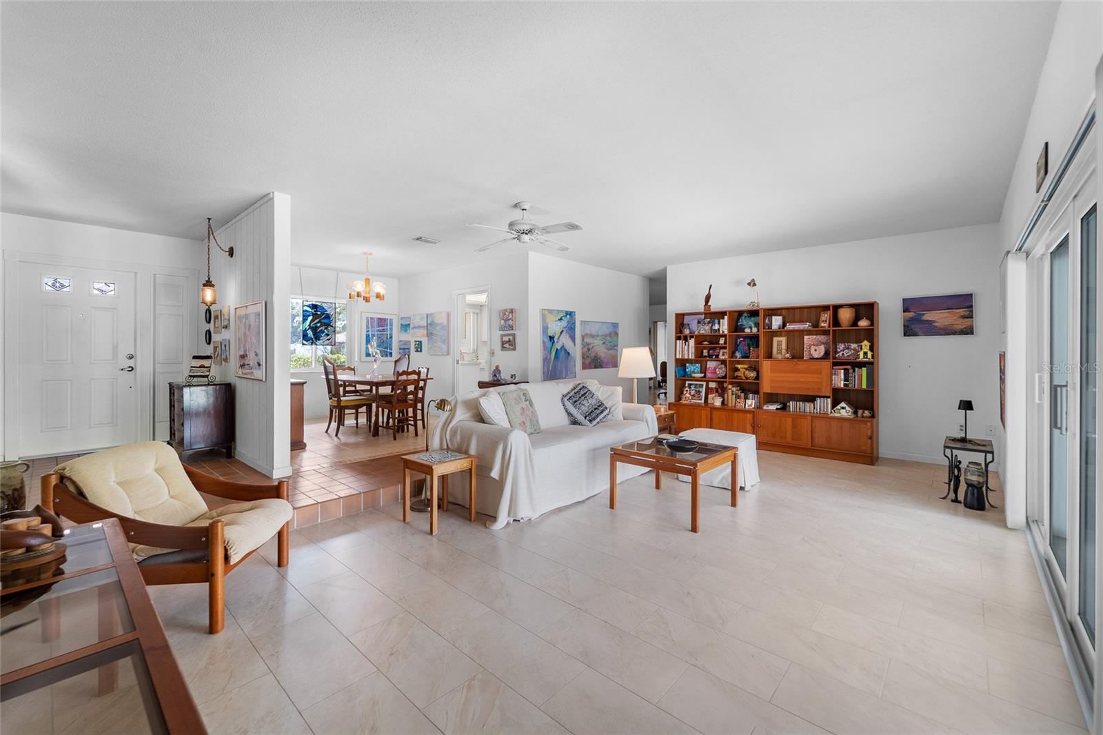 Image 13 of 46 For 7612 18th Avenue Nw