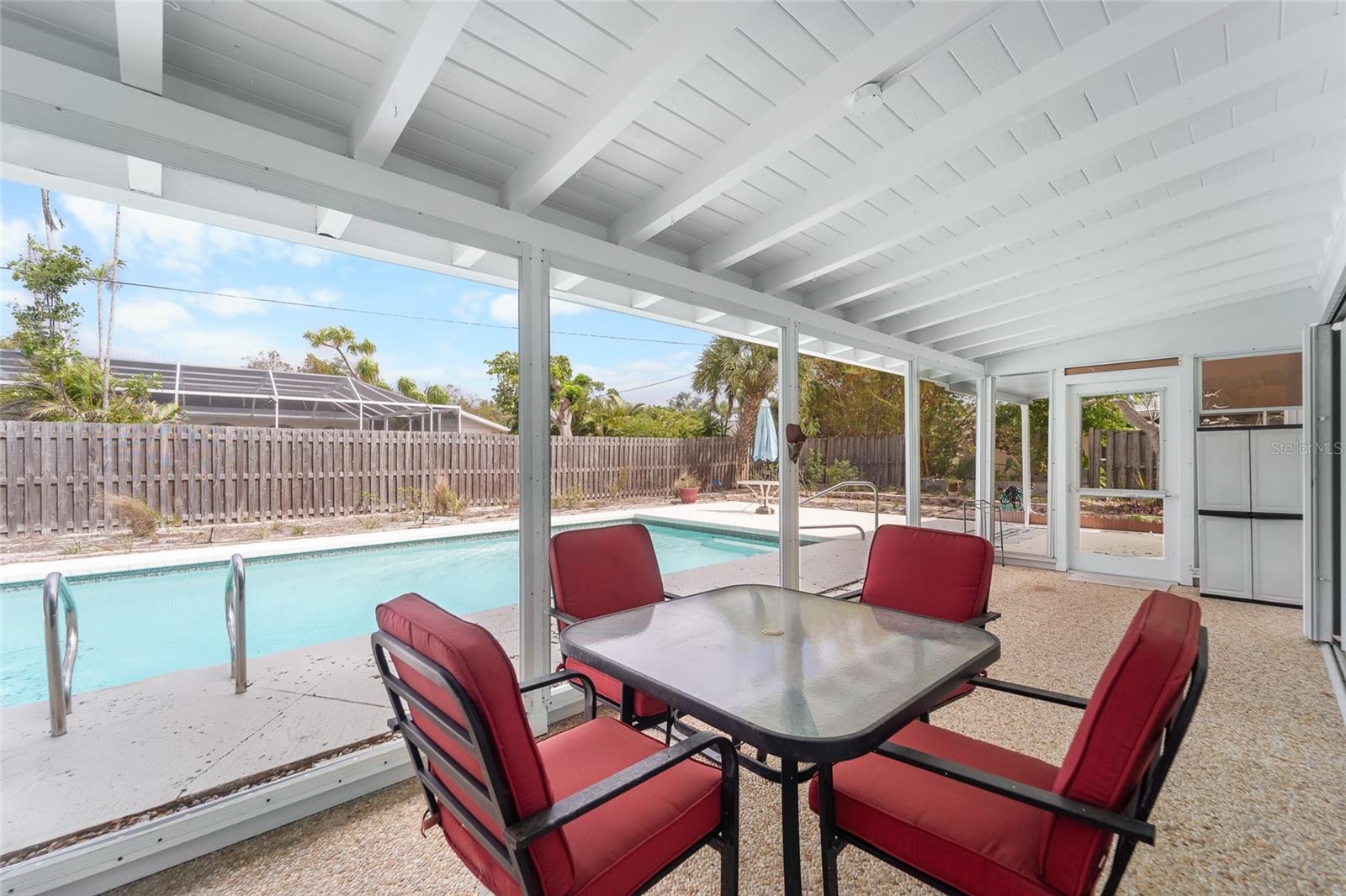 Image 4 of 46 For 7612 18th Avenue Nw