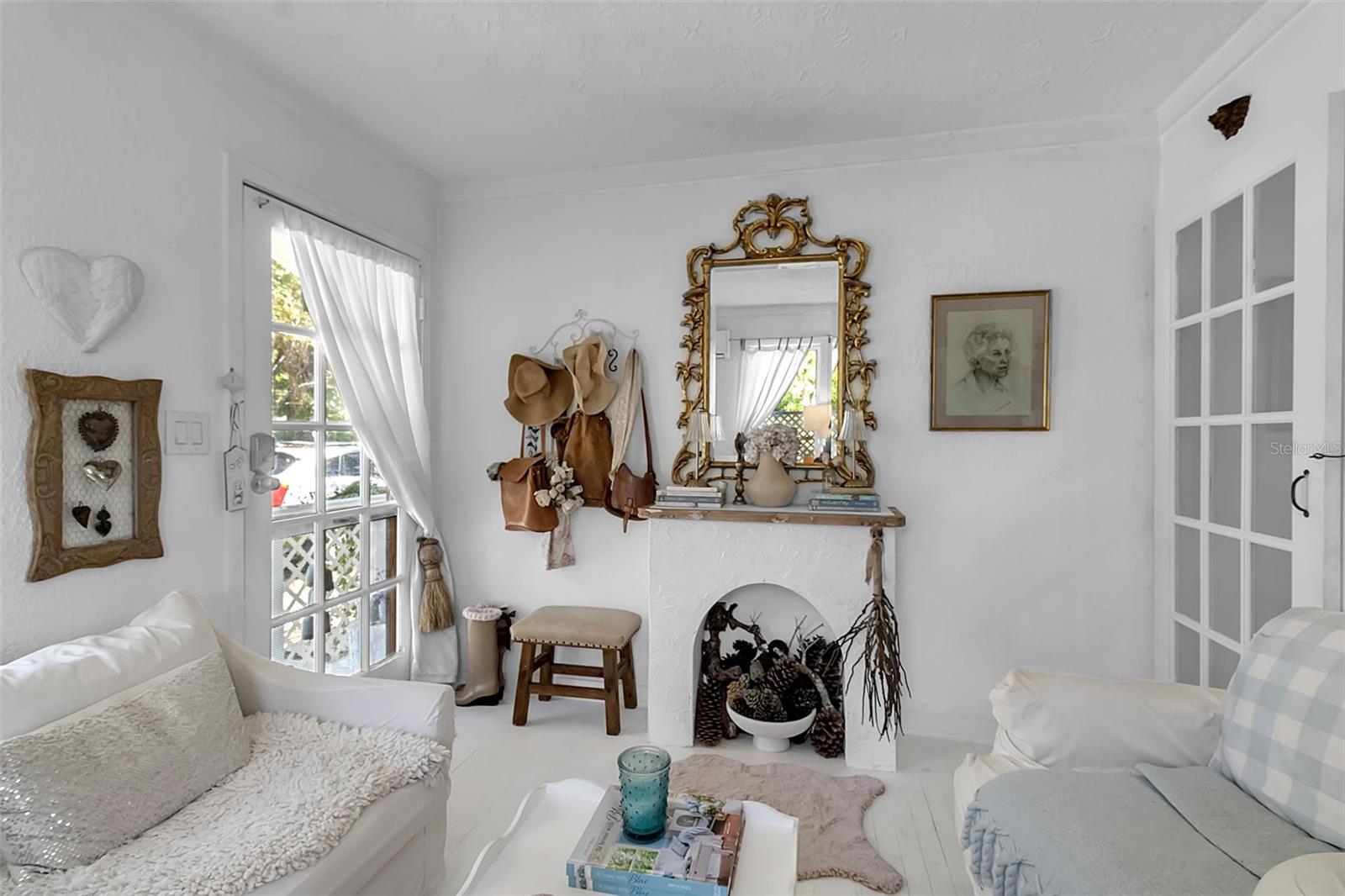 Image 10 of 26 For 2562 Ashton Road