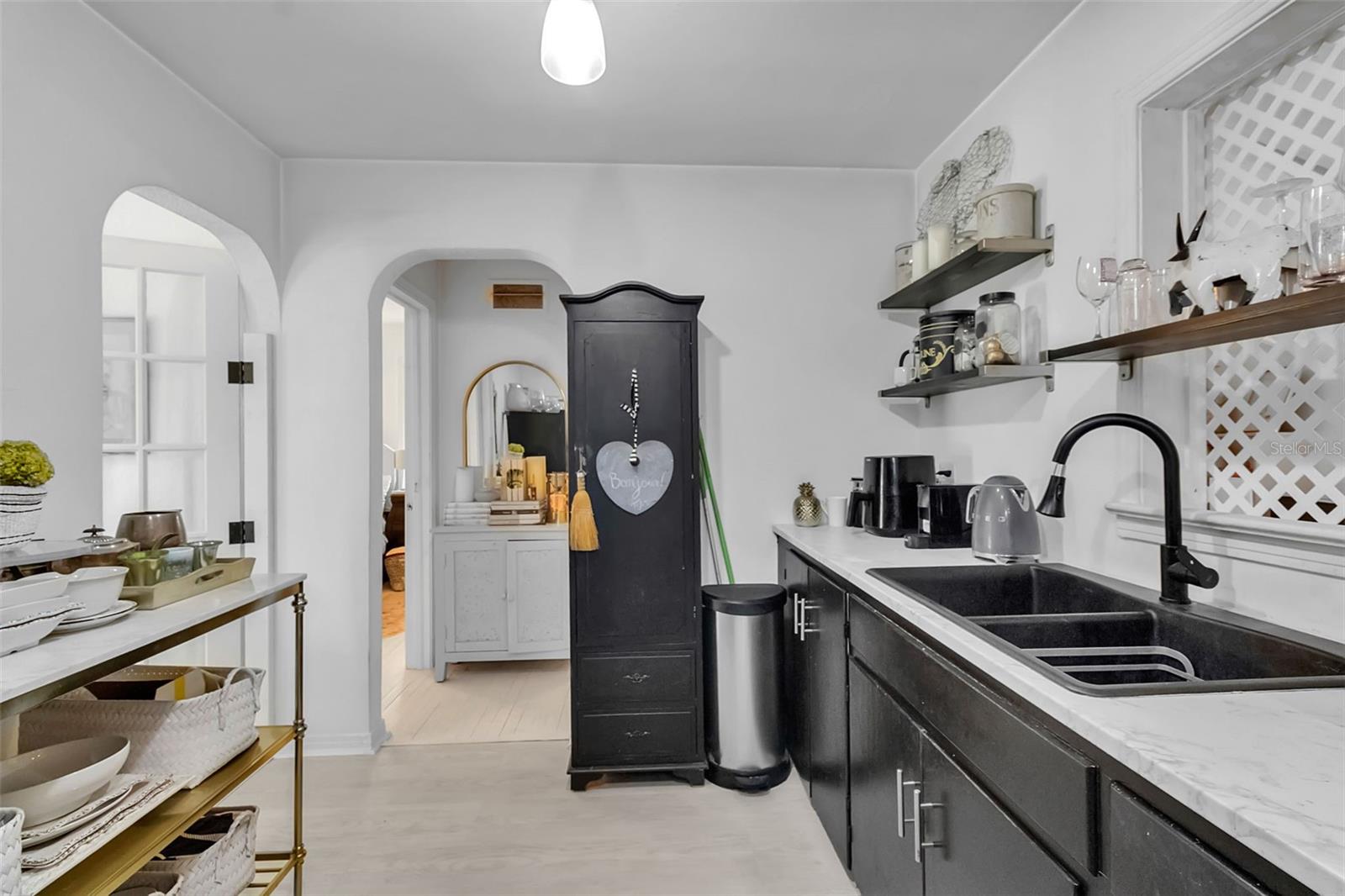 Image 15 of 26 For 2562 Ashton Road