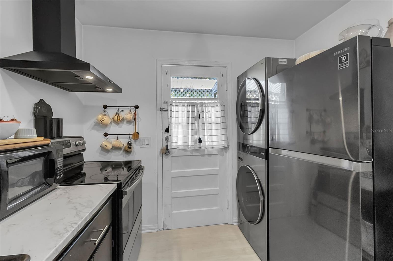 Image 16 of 26 For 2562 Ashton Road