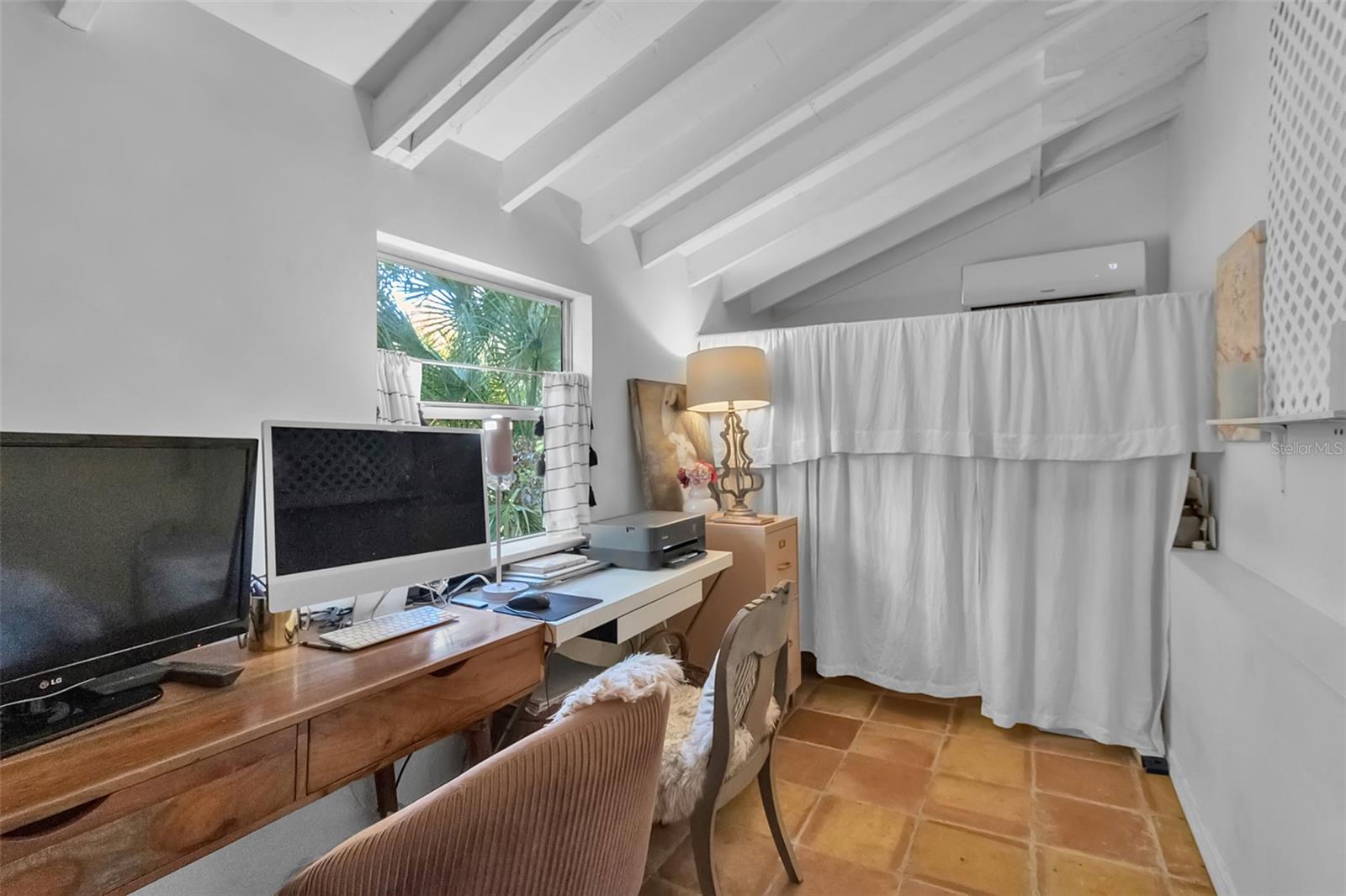 Image 21 of 26 For 2562 Ashton Road