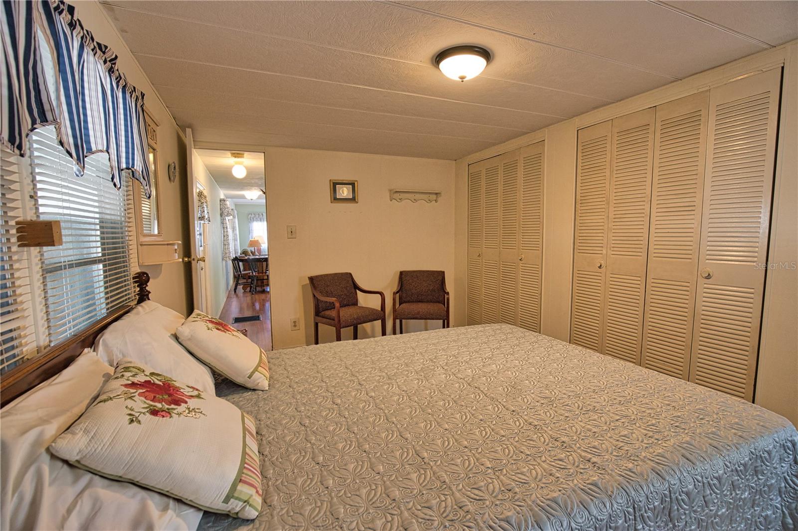 Image 11 of 31 For 1800 Englewood Road 76