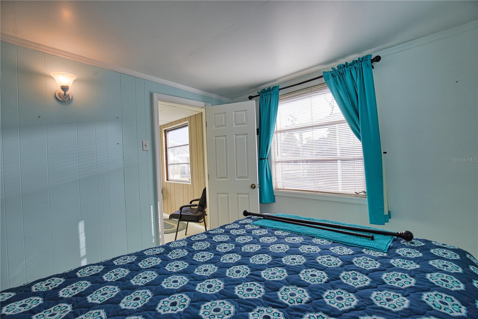 Image 14 of 31 For 1800 Englewood Road 76