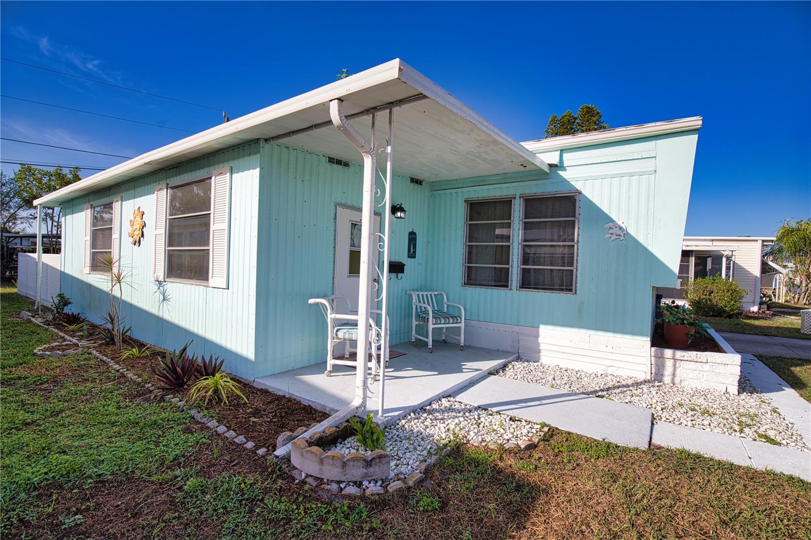 Image 23 of 31 For 1800 Englewood Road 76