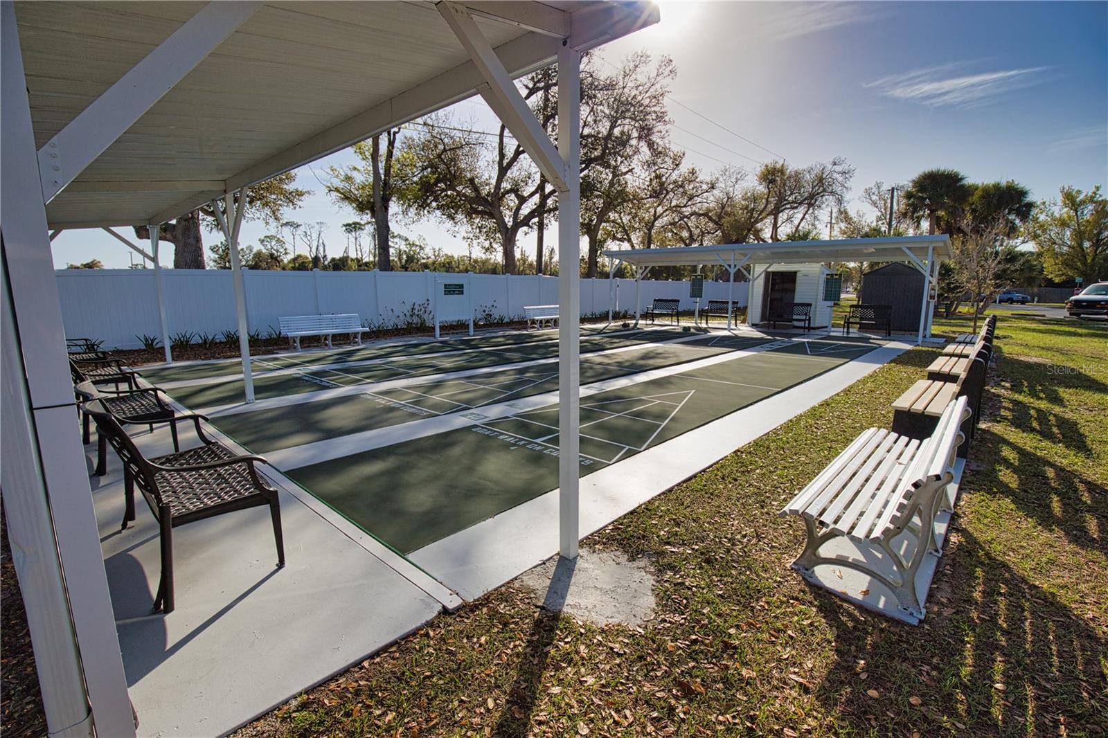 Image 25 of 31 For 1800 Englewood Road 76