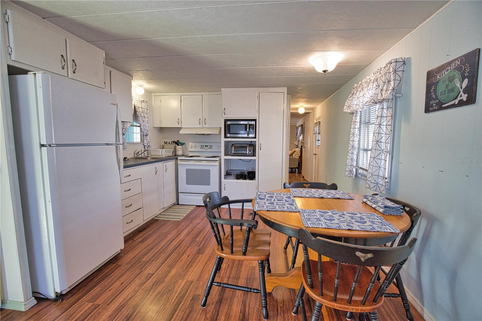 Image 5 of 31 For 1800 Englewood Road 76