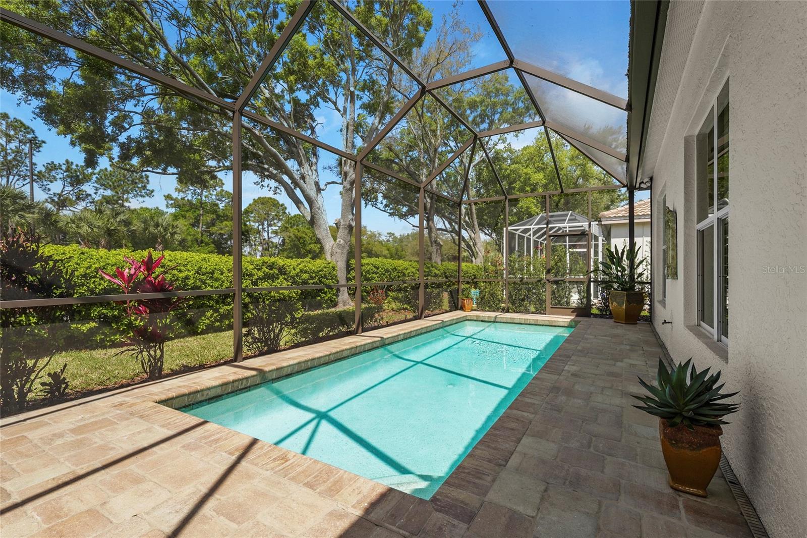 Image 4 of 82 For 7161 Drewrys Bluff