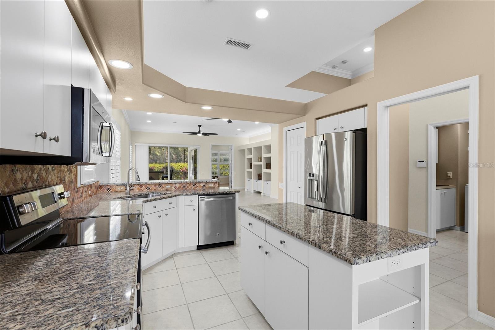 Image 7 of 82 For 7161 Drewrys Bluff