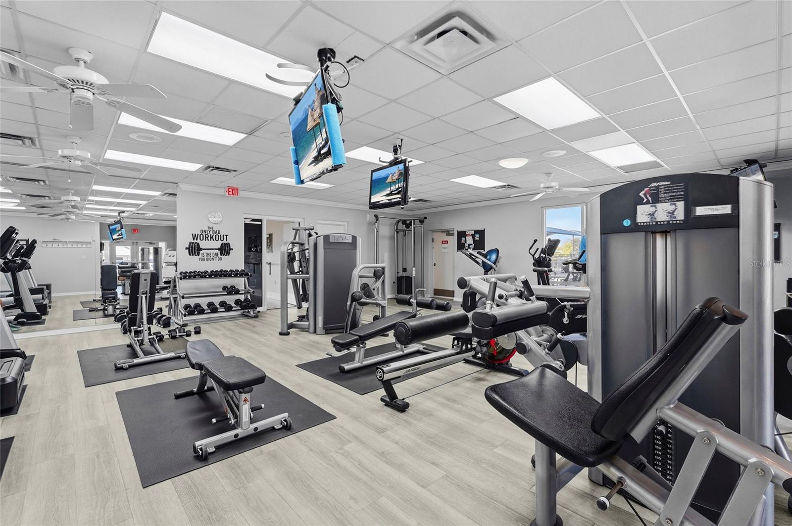 Image 76 of 82 For 7161 Drewrys Bluff