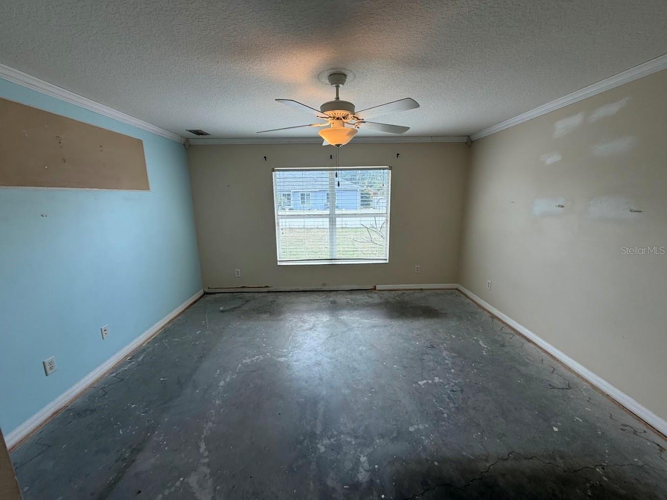 Image 17 of 22 For 6839 34th Avenue E