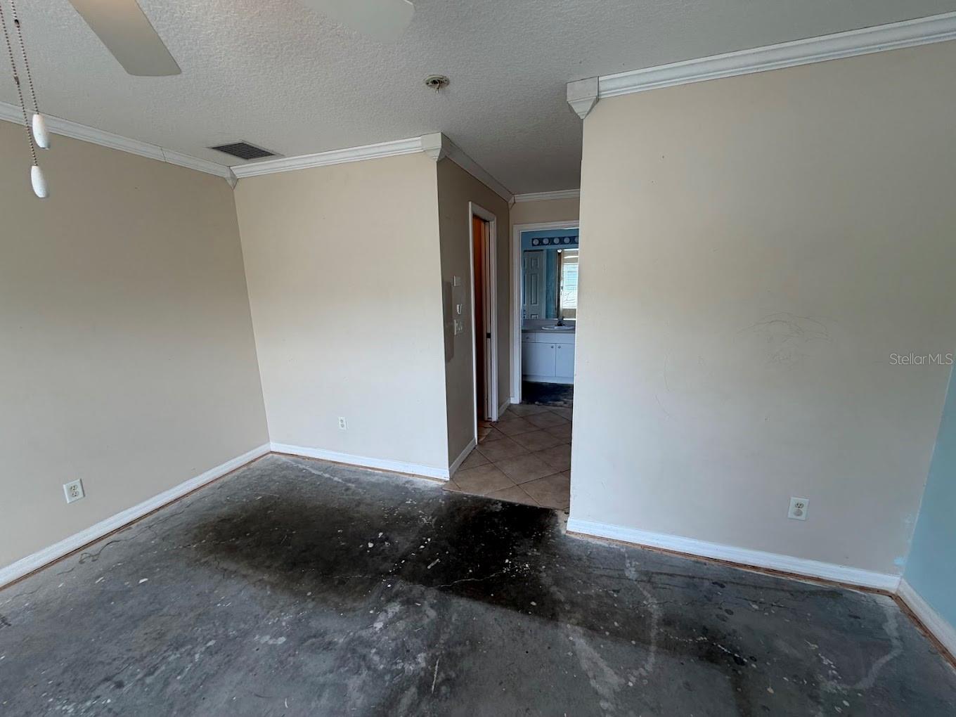 Image 18 of 22 For 6839 34th Avenue E