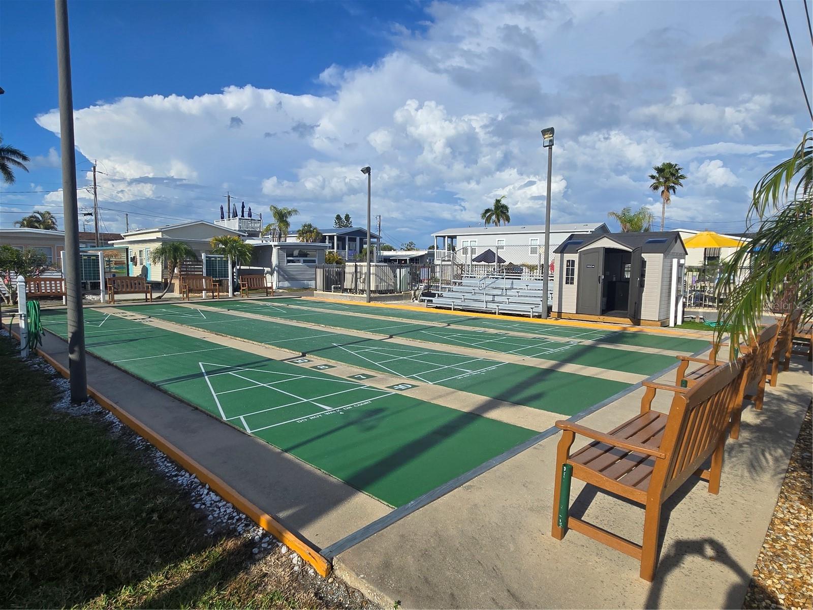 Image 21 of 24 For 2601 Gulf Drive N 216