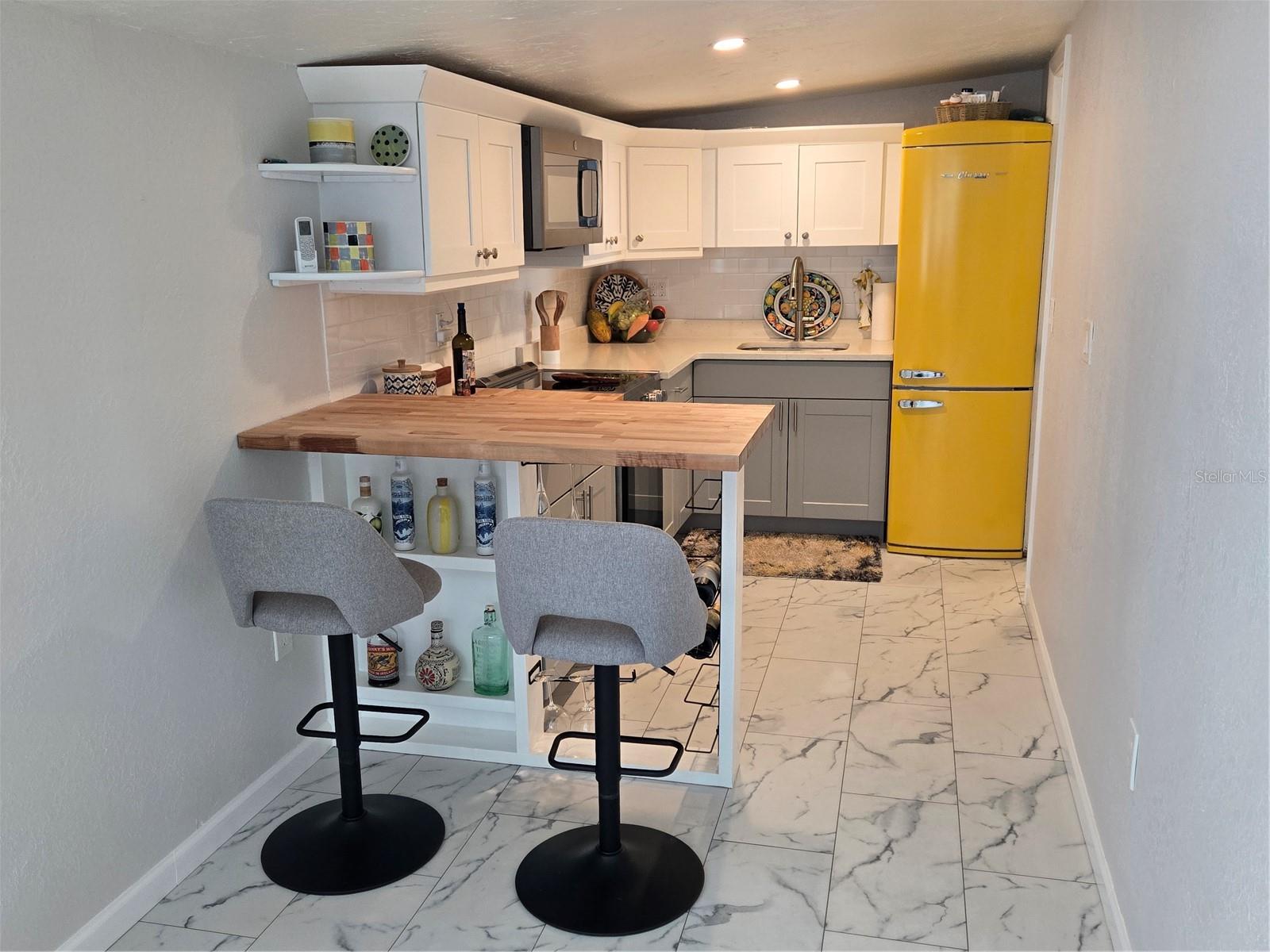 Image 9 of 24 For 2601 Gulf Drive N 216