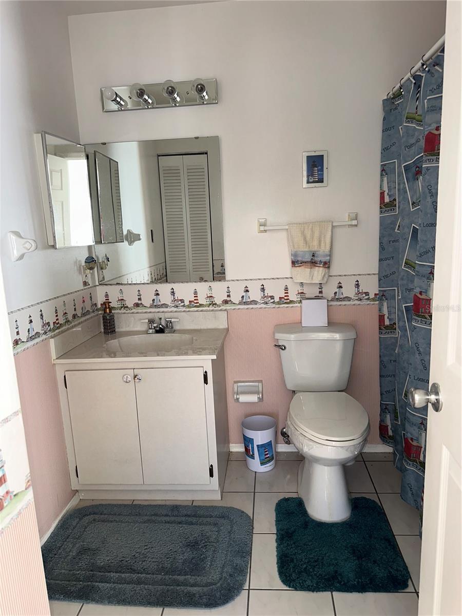 Image 18 of 25 For 3300 Loveland Boulevard 1603