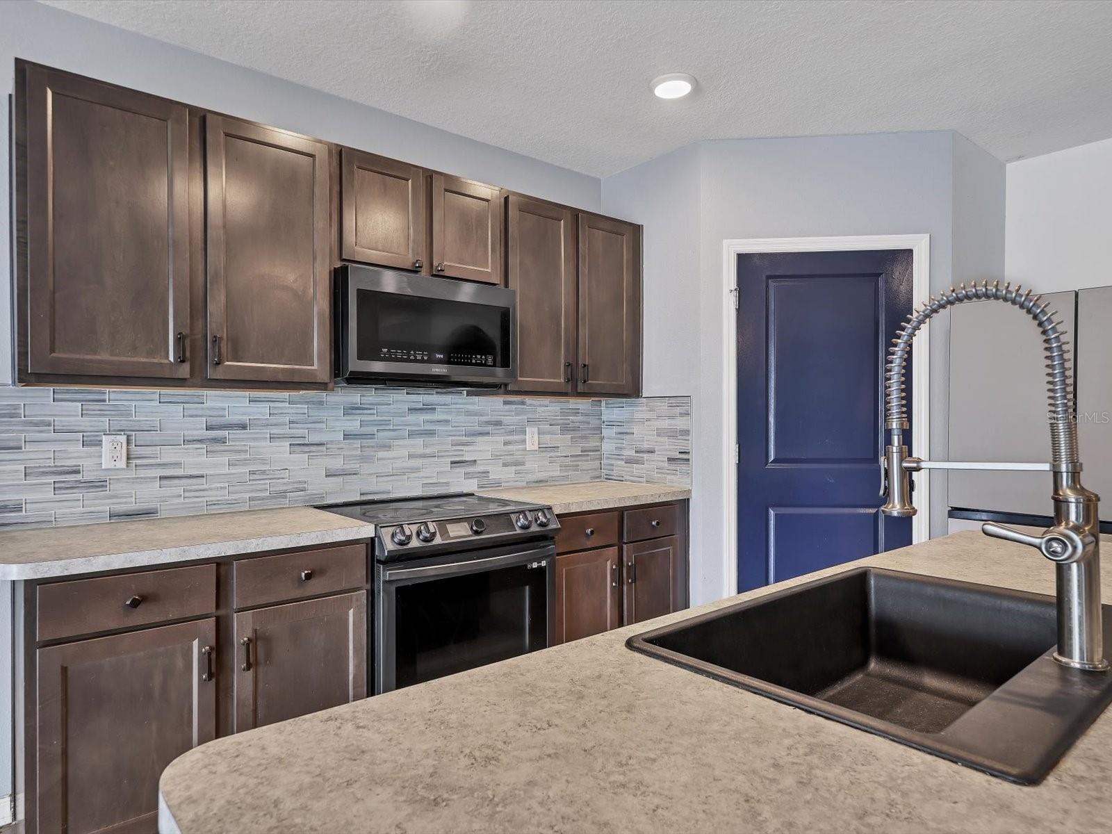 Image 16 of 55 For 10003 Geese Trail Circle