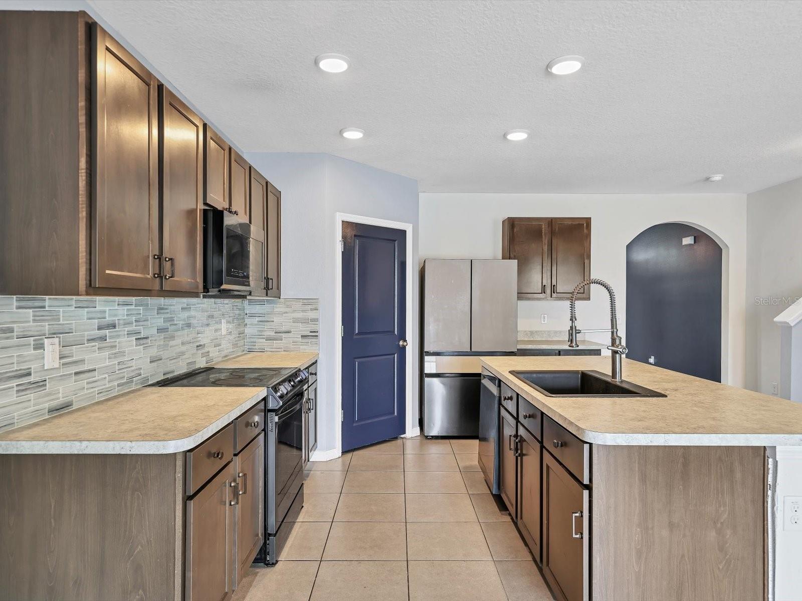 Image 17 of 55 For 10003 Geese Trail Circle